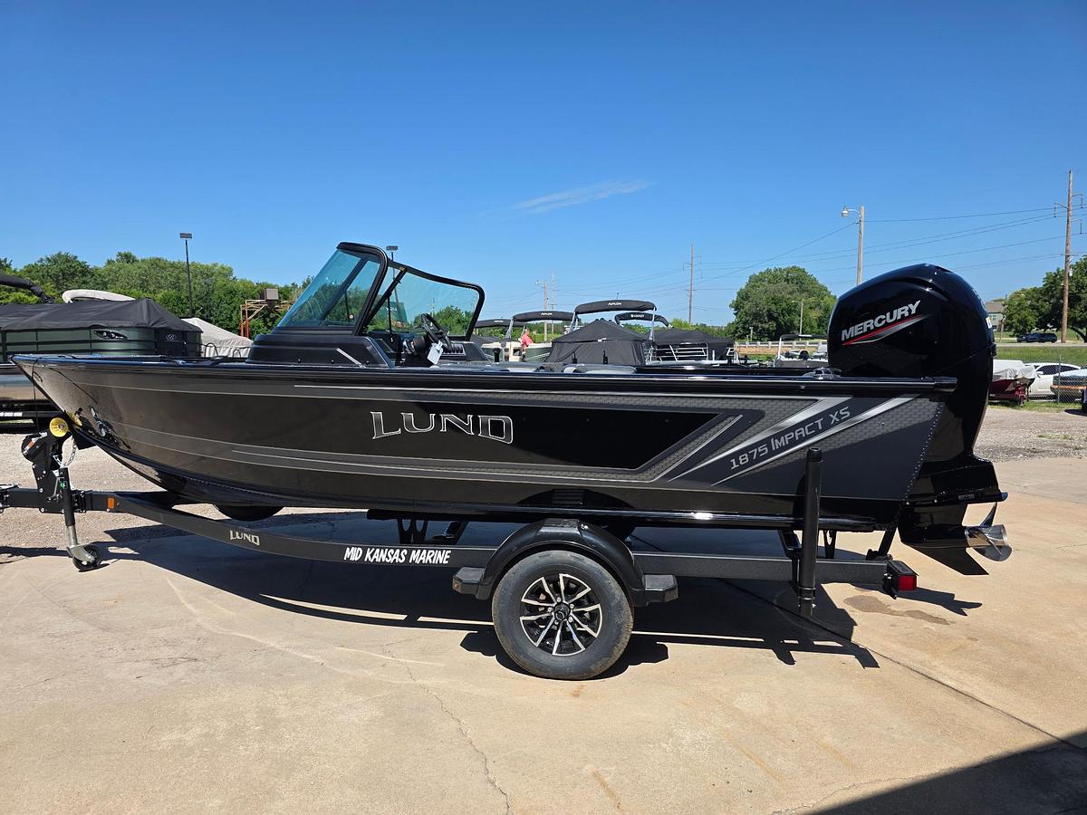 2027 Lund 1875 Impact XS Sport