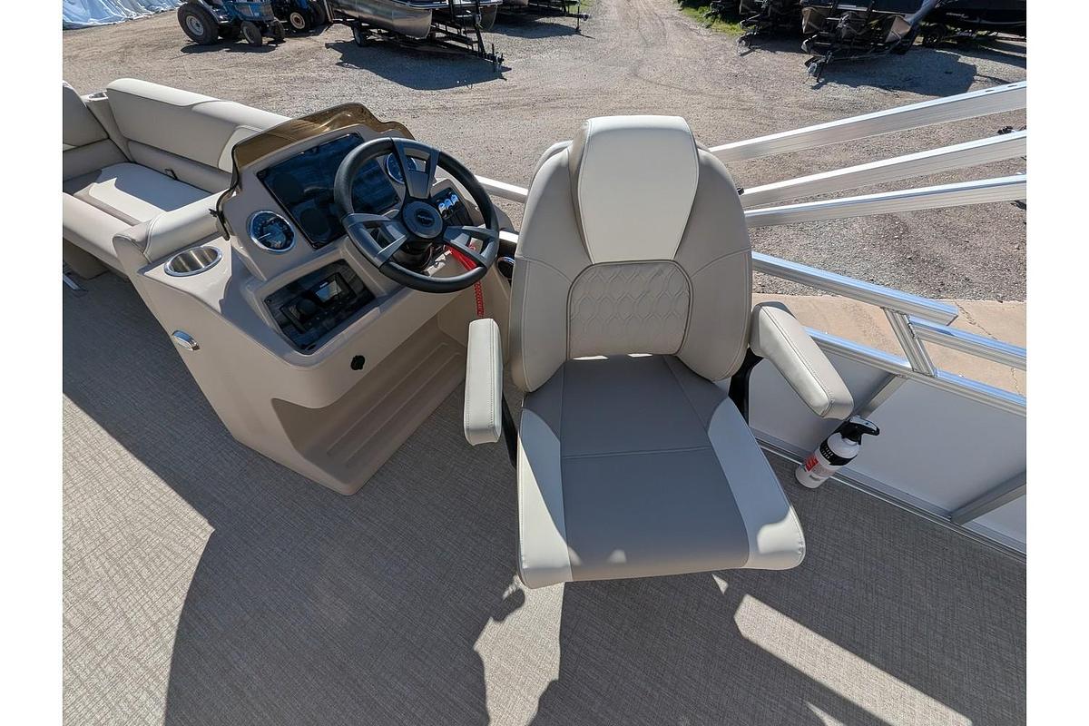 2026 Avalon 2175 Venture Cruise Rear Bench