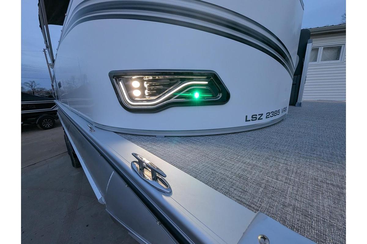 2026 Avalon 2385 LSZ Versatile Rear Bench
