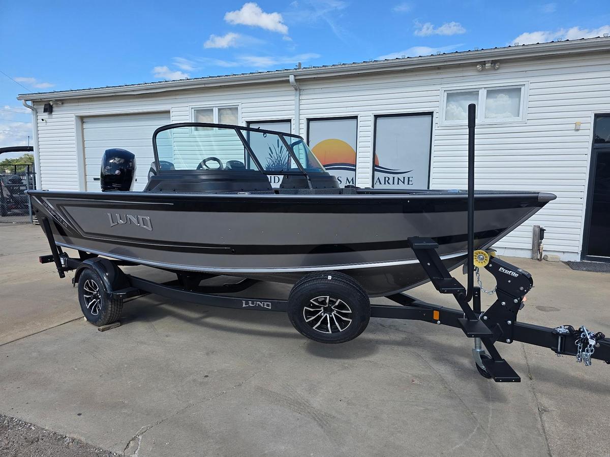 2027 Lund 1875 Impact XS Sport