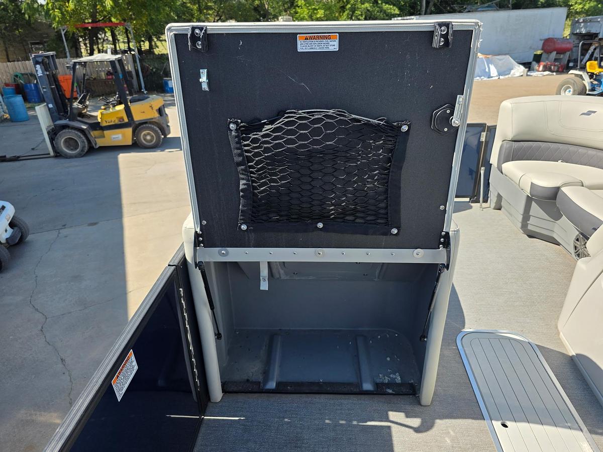Used 2021 Starcraft SLS 3 Tritoon