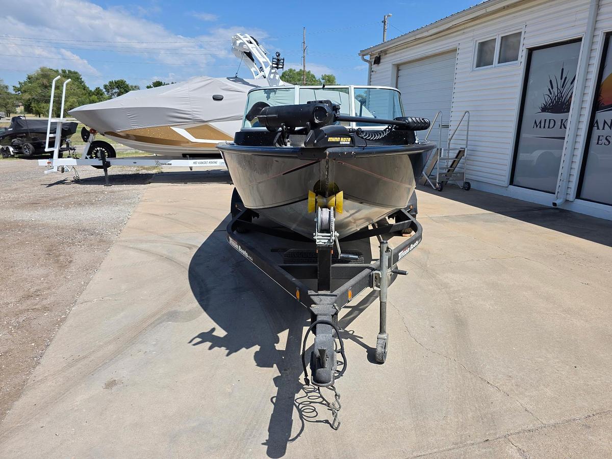 Used 2015 Triton 178 DV