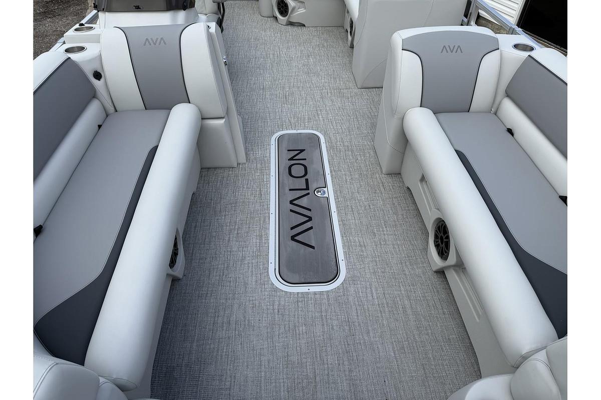 2026 Avalon 2385 Venture 85 Cruise Rear Bench