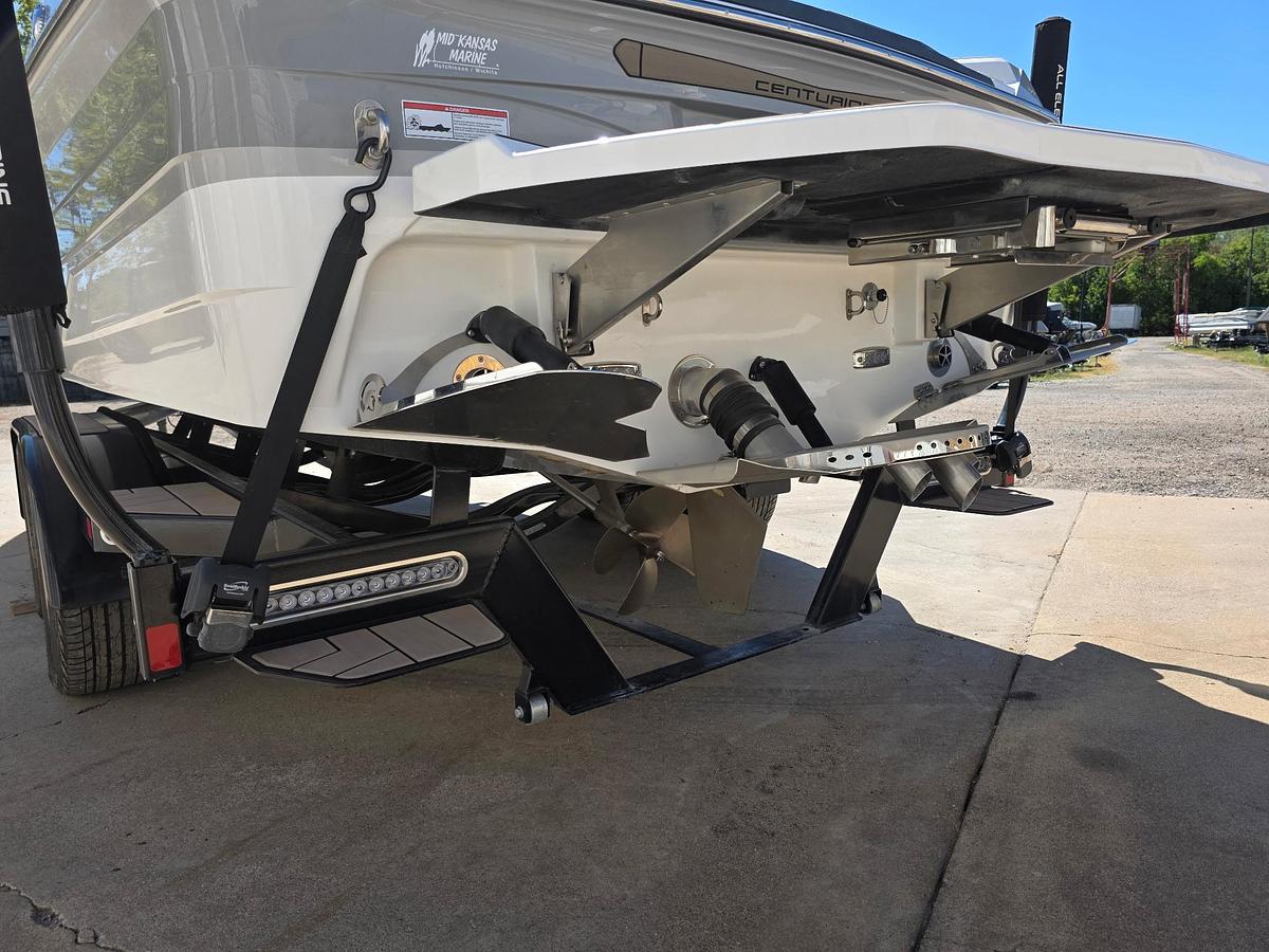 Used 2022 Centurion RI 230