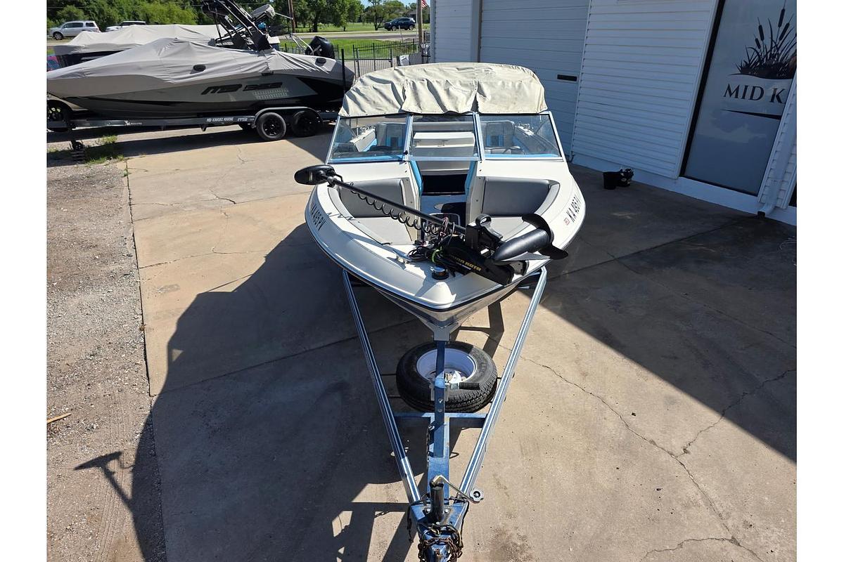 Used 1987 Wellcraft 180 Classic