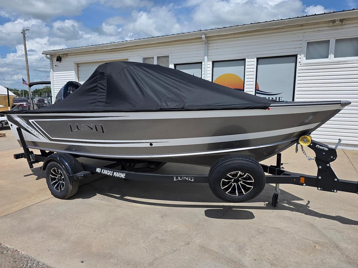 2027 Lund 1775 Impact XS Sport