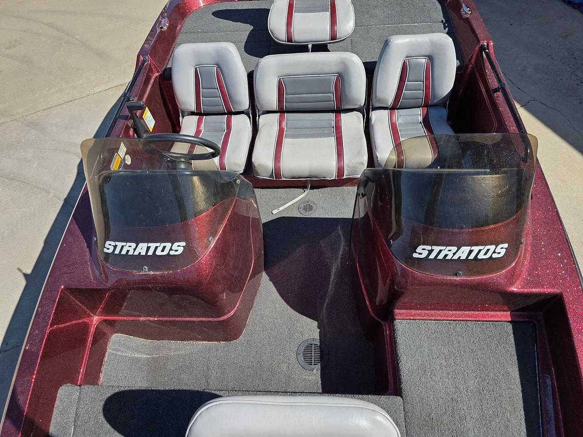 Used 1996 Stratos 268 SC