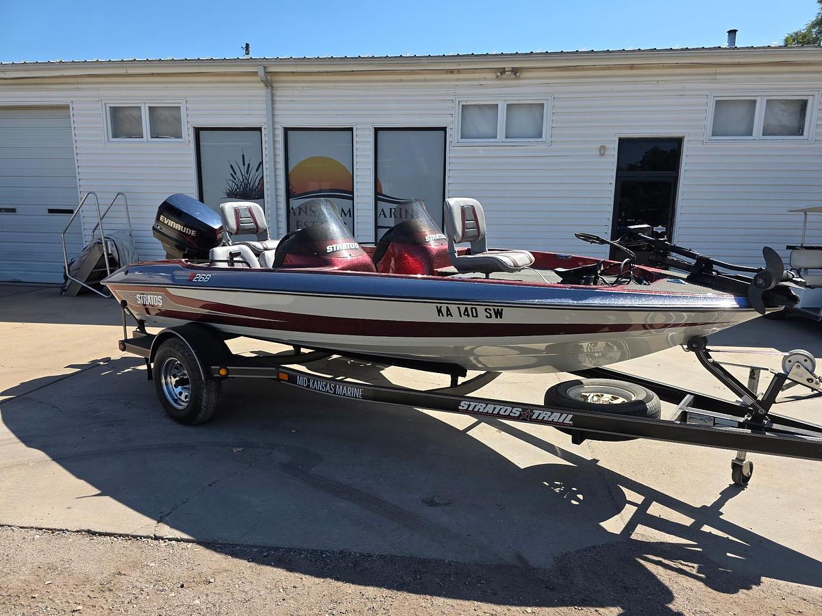 Used 1996 Stratos 268 DC