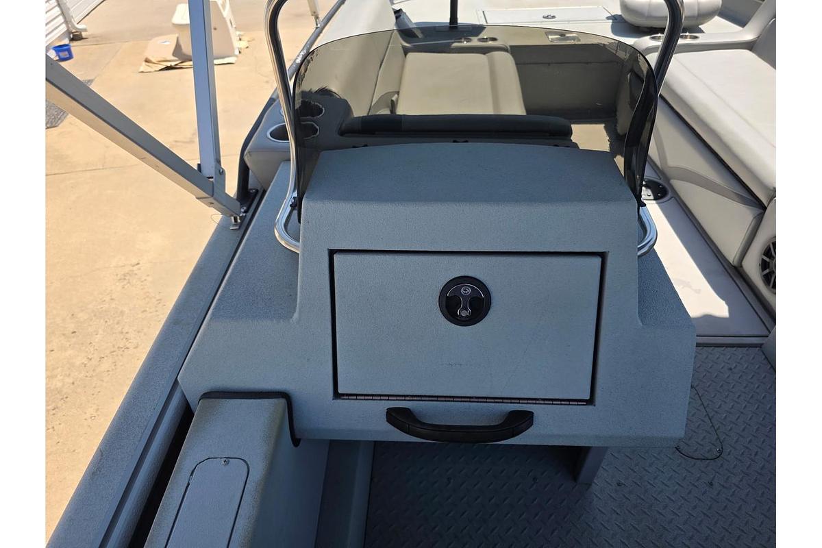 Used 2022 SeaArk Easy 200