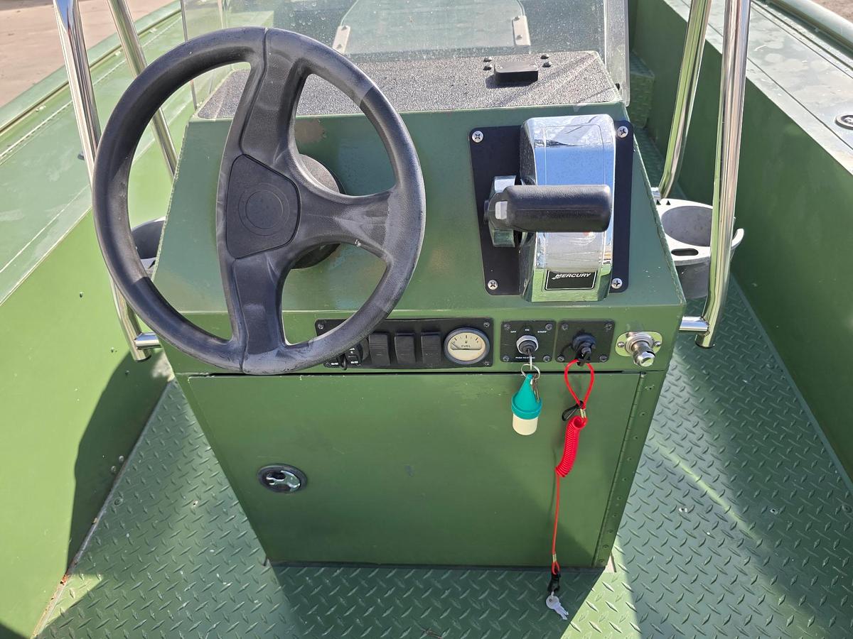Used 2003 Lowe Roughneck
