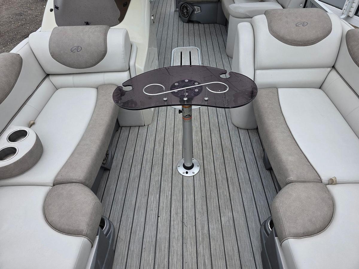 Used 2019 Avalon 2385 Catalina Rear Fish