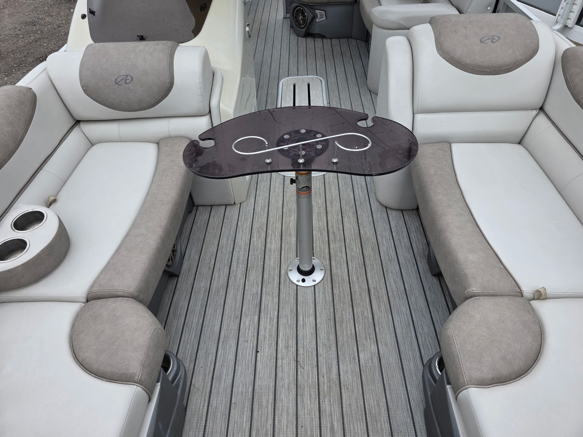 Used 2019 Avalon 2385 Catalina Rear Fish