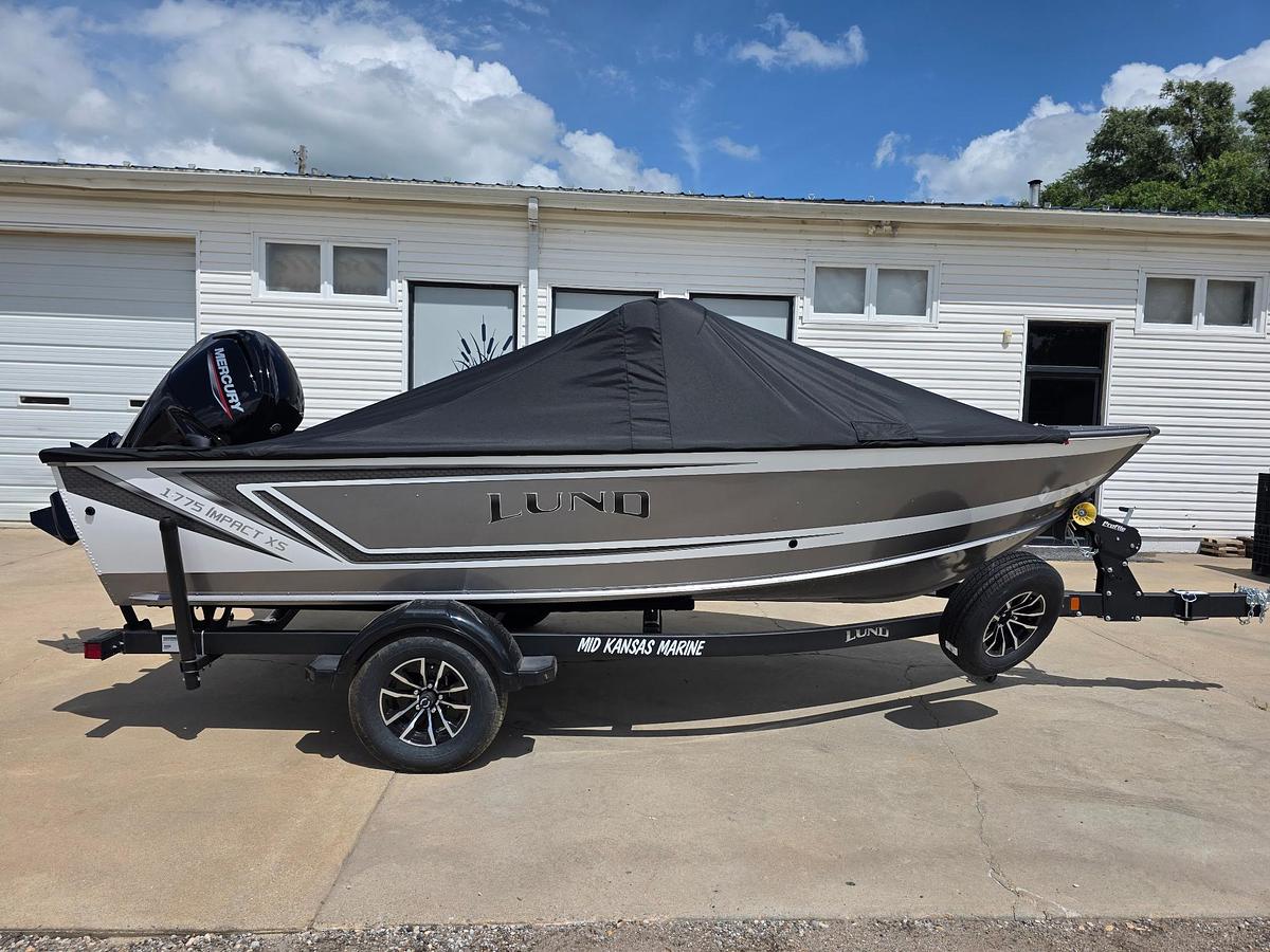 2027 Lund 1775 Impact XS Sport