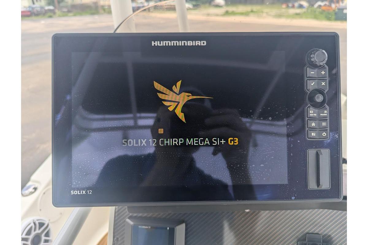 Used 2018 Epic Boats 22 Bay