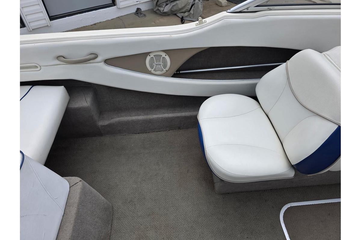 Used 2004 Bayliner 195 Capri