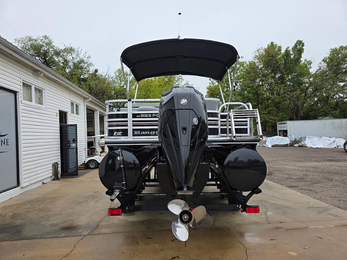 Used 2023 Ranger RP 223 FC Tritoon