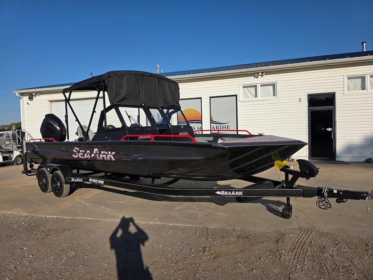 2027 SeaArk Proguide