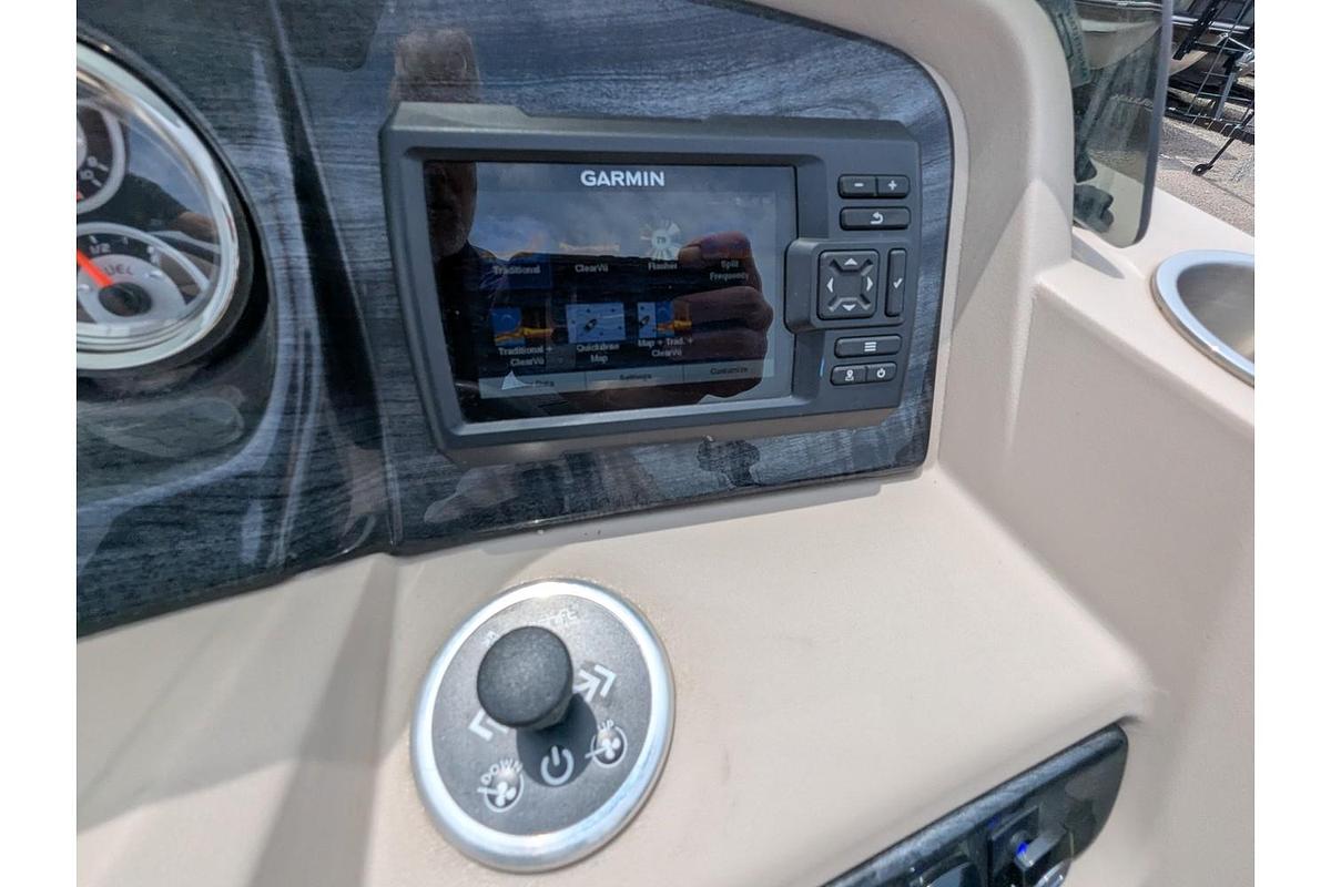 Used 2022 Avalon 2285 LSZ Cruise Rear Bench