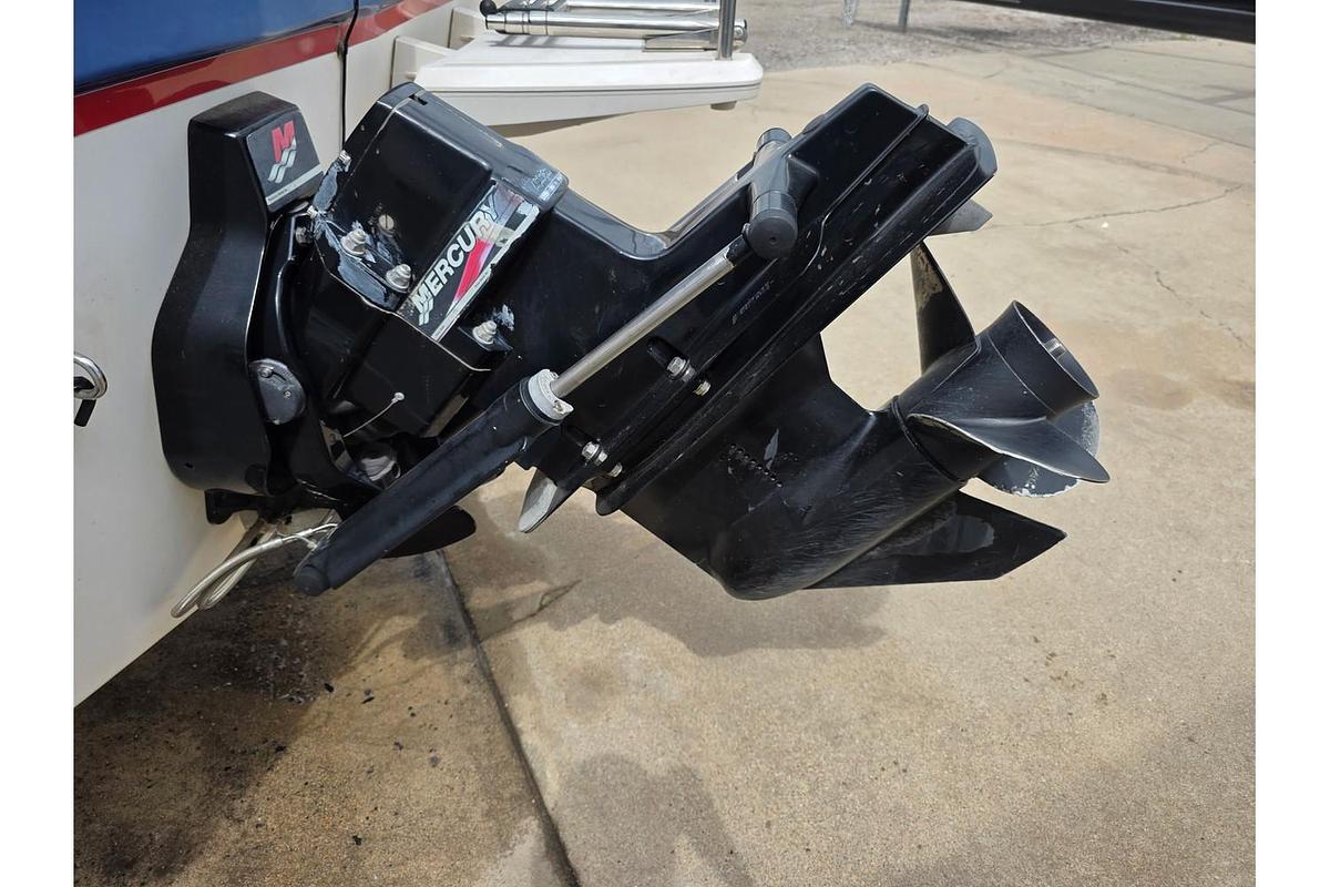 Used 2004 Bayliner 195 Capri