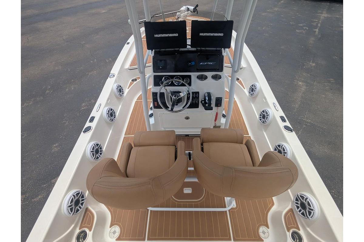 Used 2018 Epic Boats 22 Bay