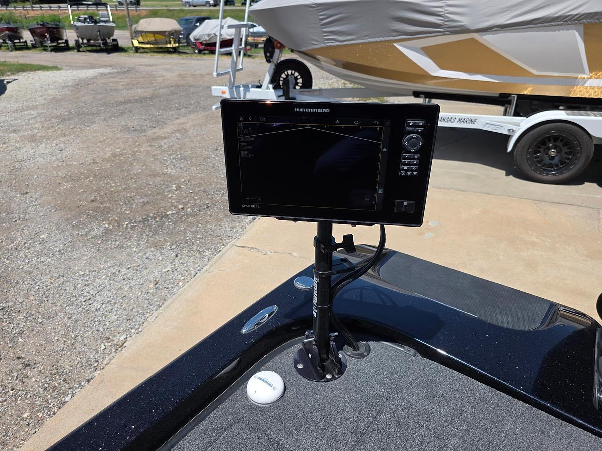 Used 2022 Caymas CX 20