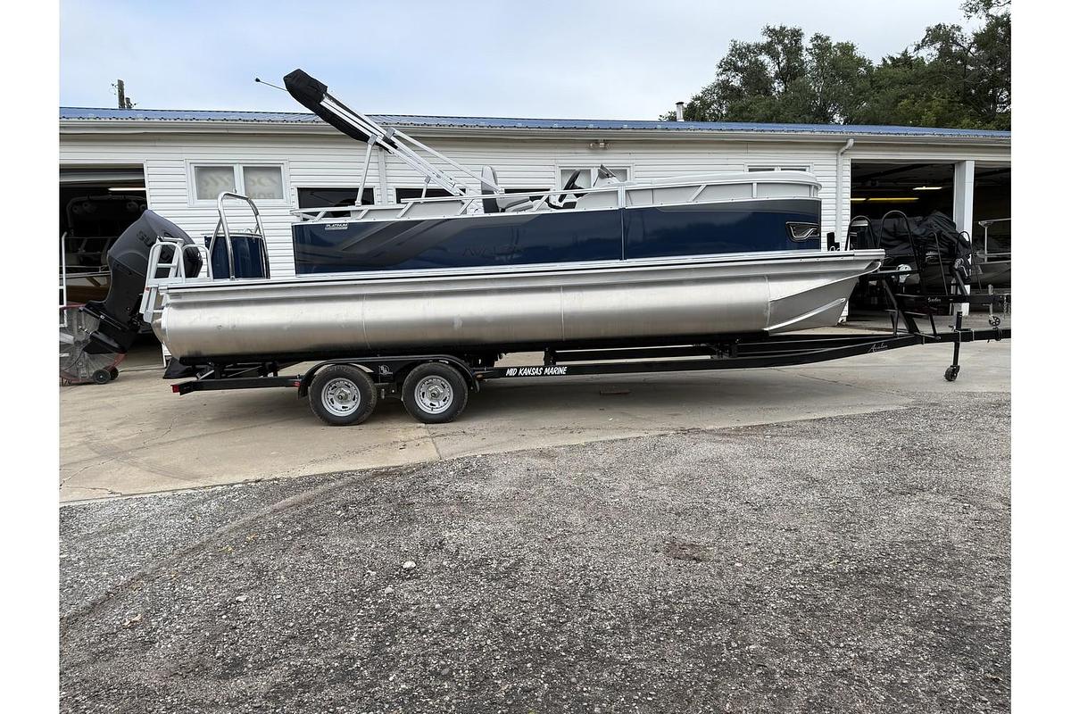 2026 Avalon 2385 Venture 85 Cruise Rear Bench