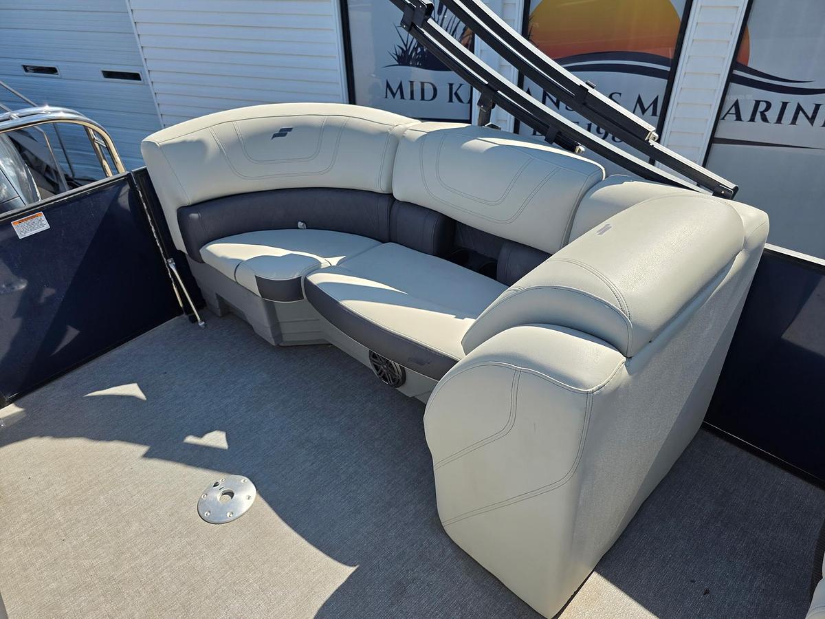 Used 2021 Starcraft SLS 3 Tritoon