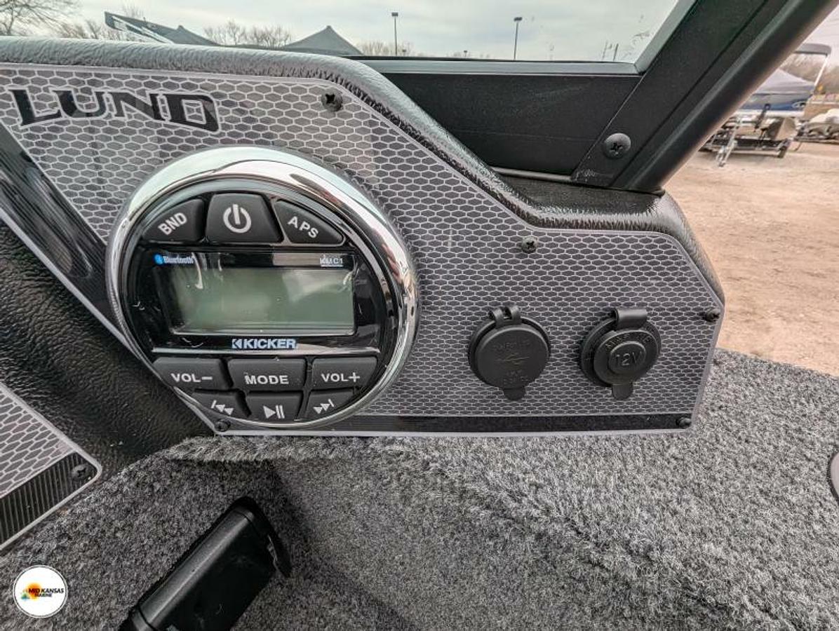 2025 Lund 1650 Angler Sport