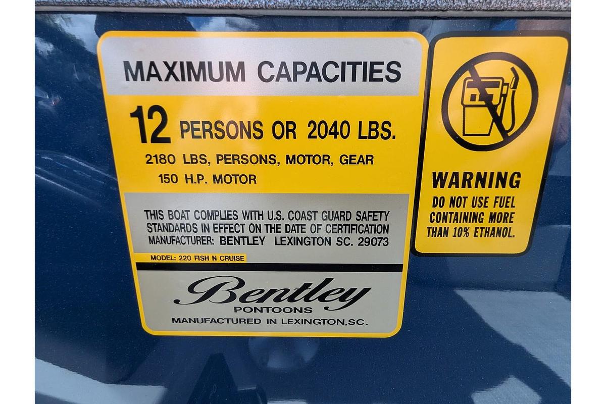 2026 Bentley Pontoons Fish 220 Fish N Cruise