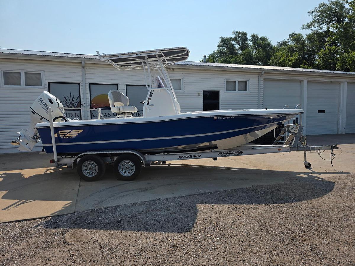 Used 2019 Epic Boats 22 Bay