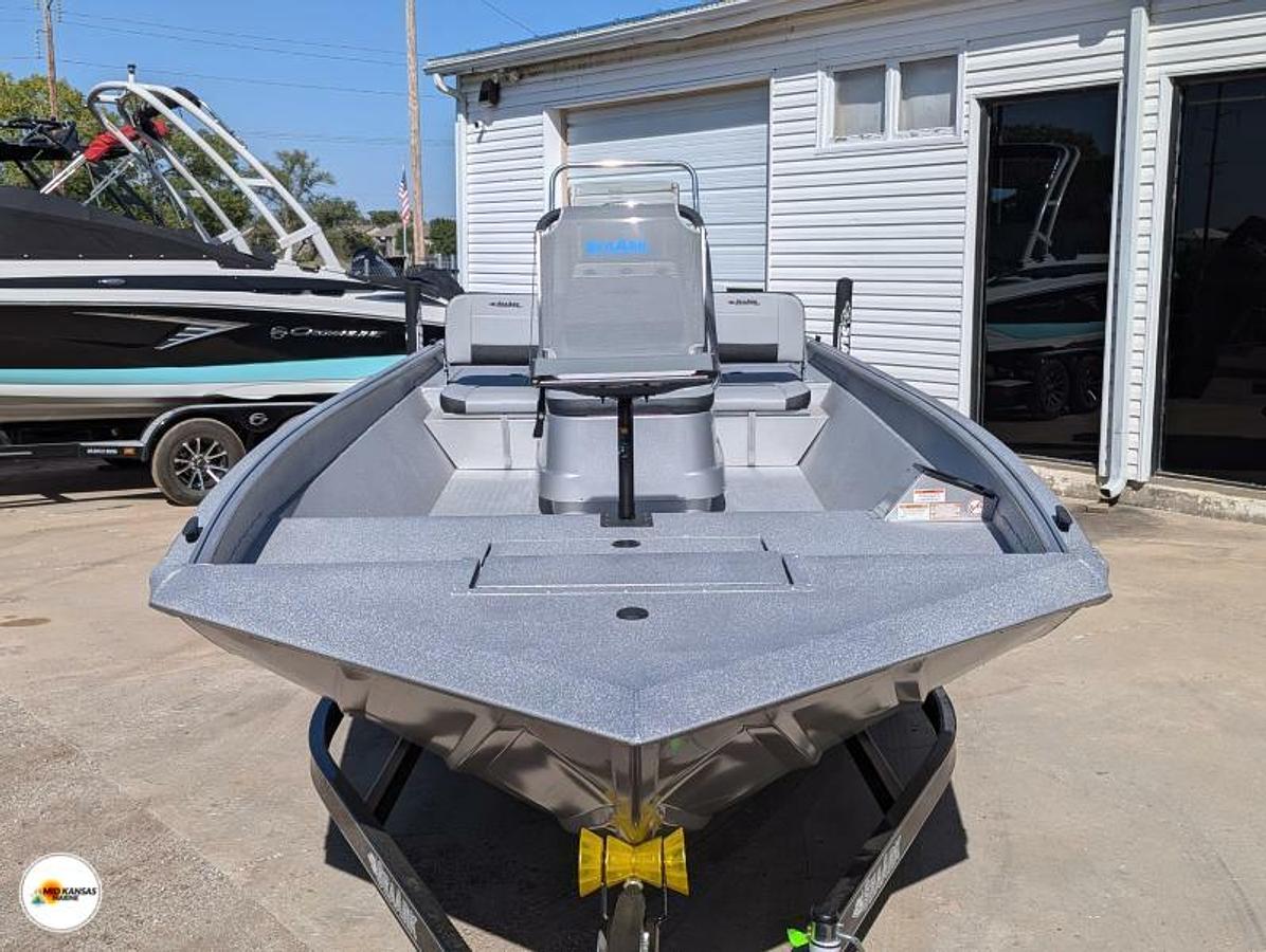 2025 SeaArk Phantom 24XV CC