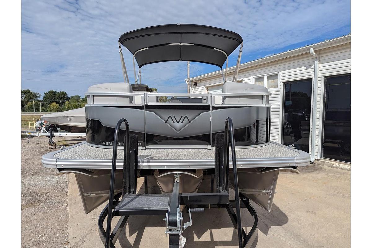 2026 Avalon 2385 Venture 85 Versatile Rear Bench