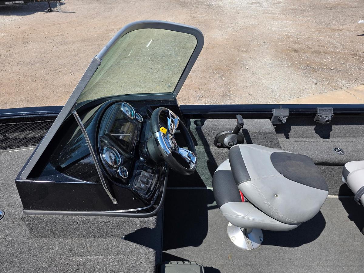 Used 2015 Triton 178 DV