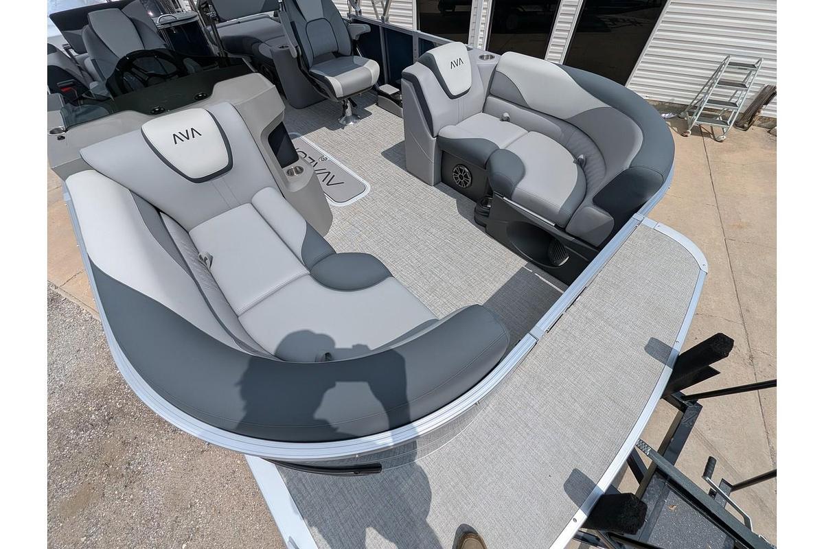 2026 Avalon 2185 LSZ Quad Lounger Shift