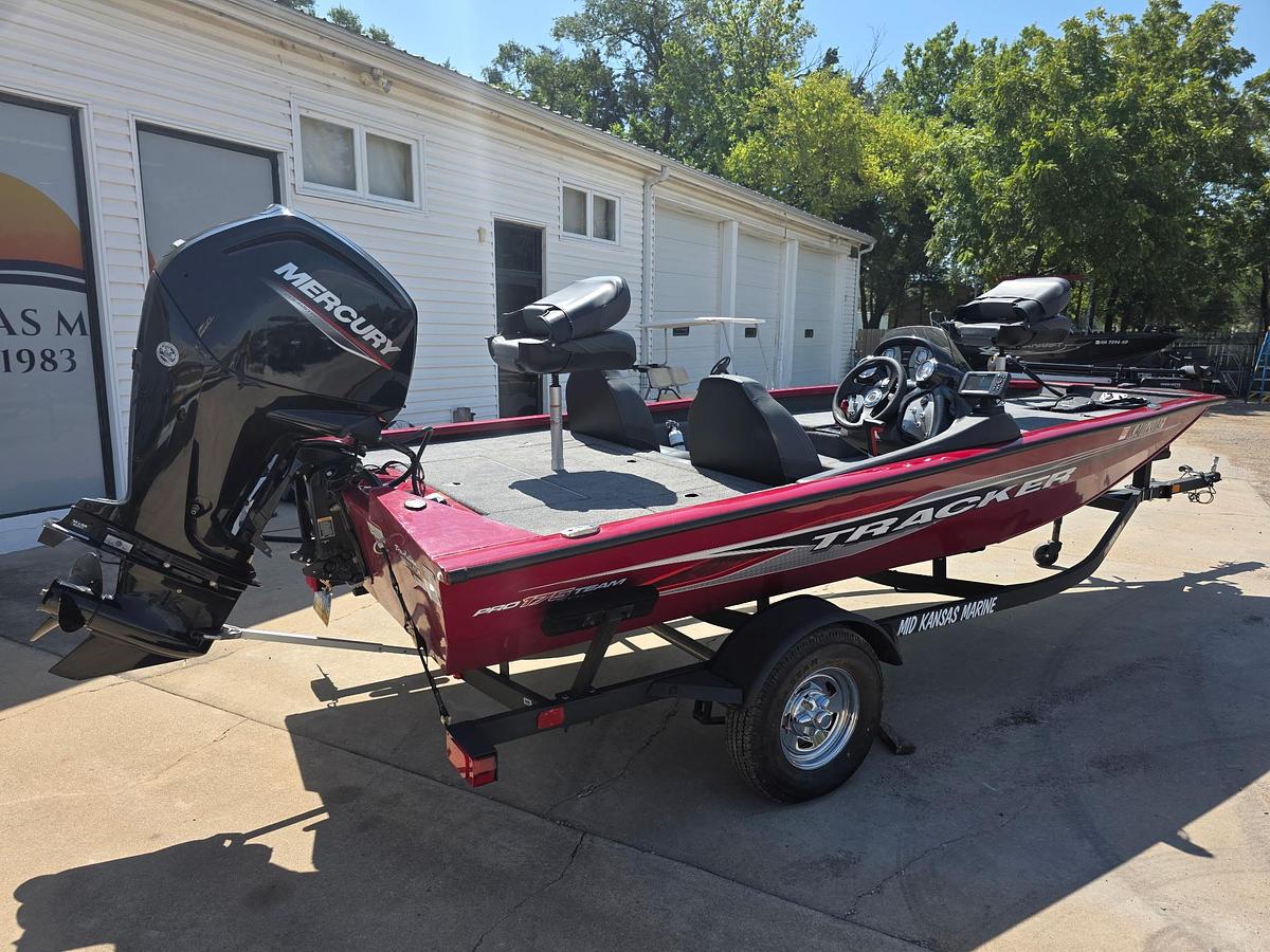 Used 2024 Bass Tracker Pro Team 175