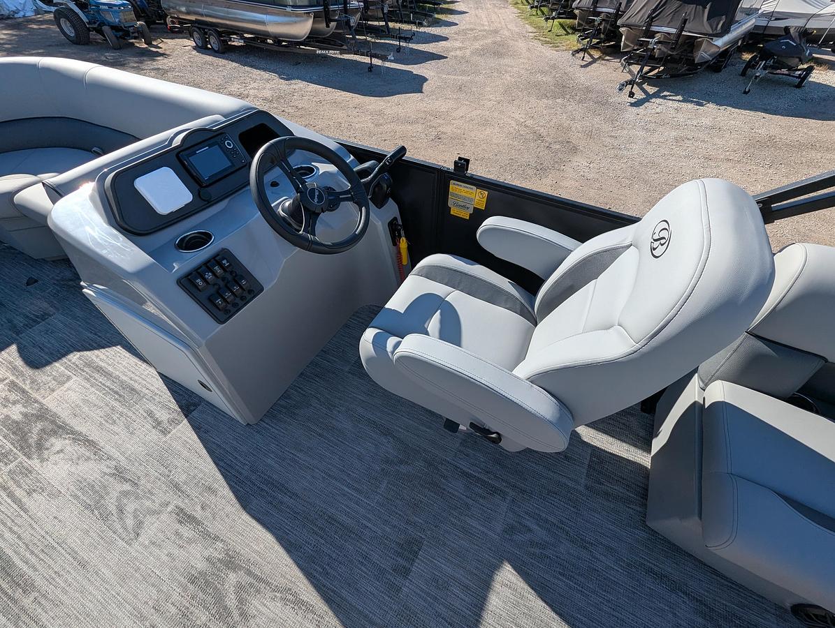 2027 Bentley Pontoons Bolt 223