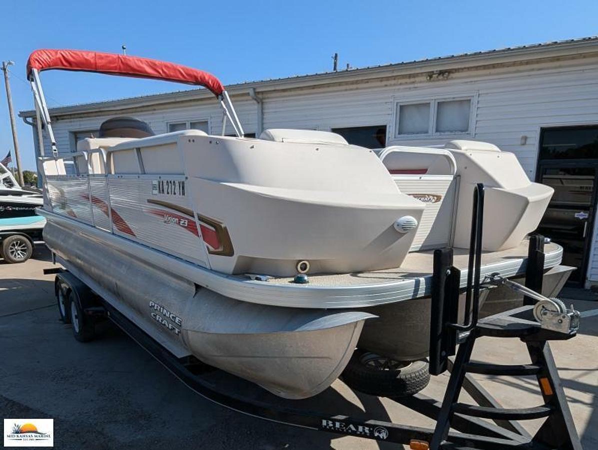 Used 2007 Princecraft Vision 23 Tritoon