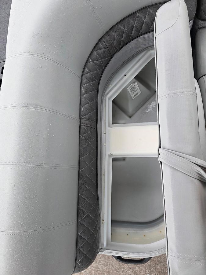 Used 2023 Ranger RP 223 FC Tritoon