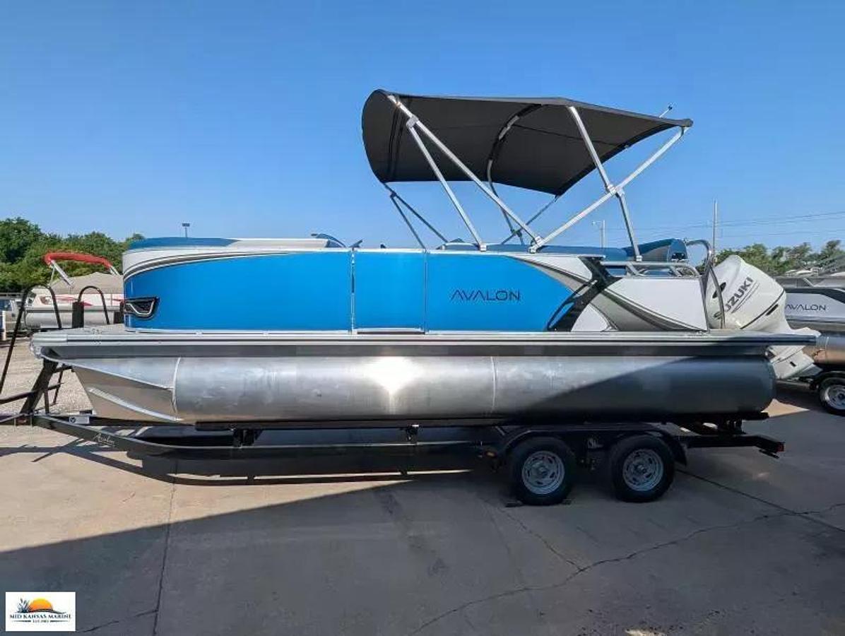 2026 Avalon 2185 LSZ Cruise Rear Bench Tritoon