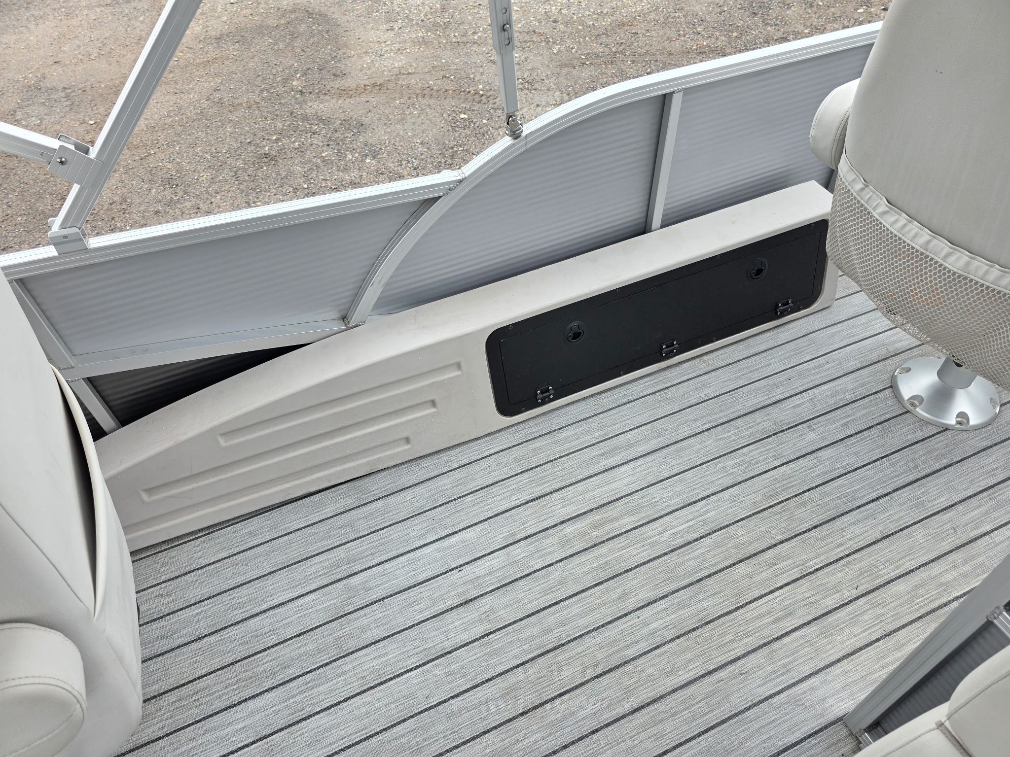 Used 2019 Avalon 2385 Catalina Rear Fish