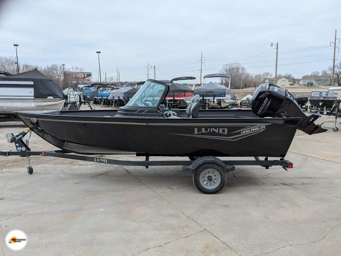2025 Lund 1650 Angler Sport