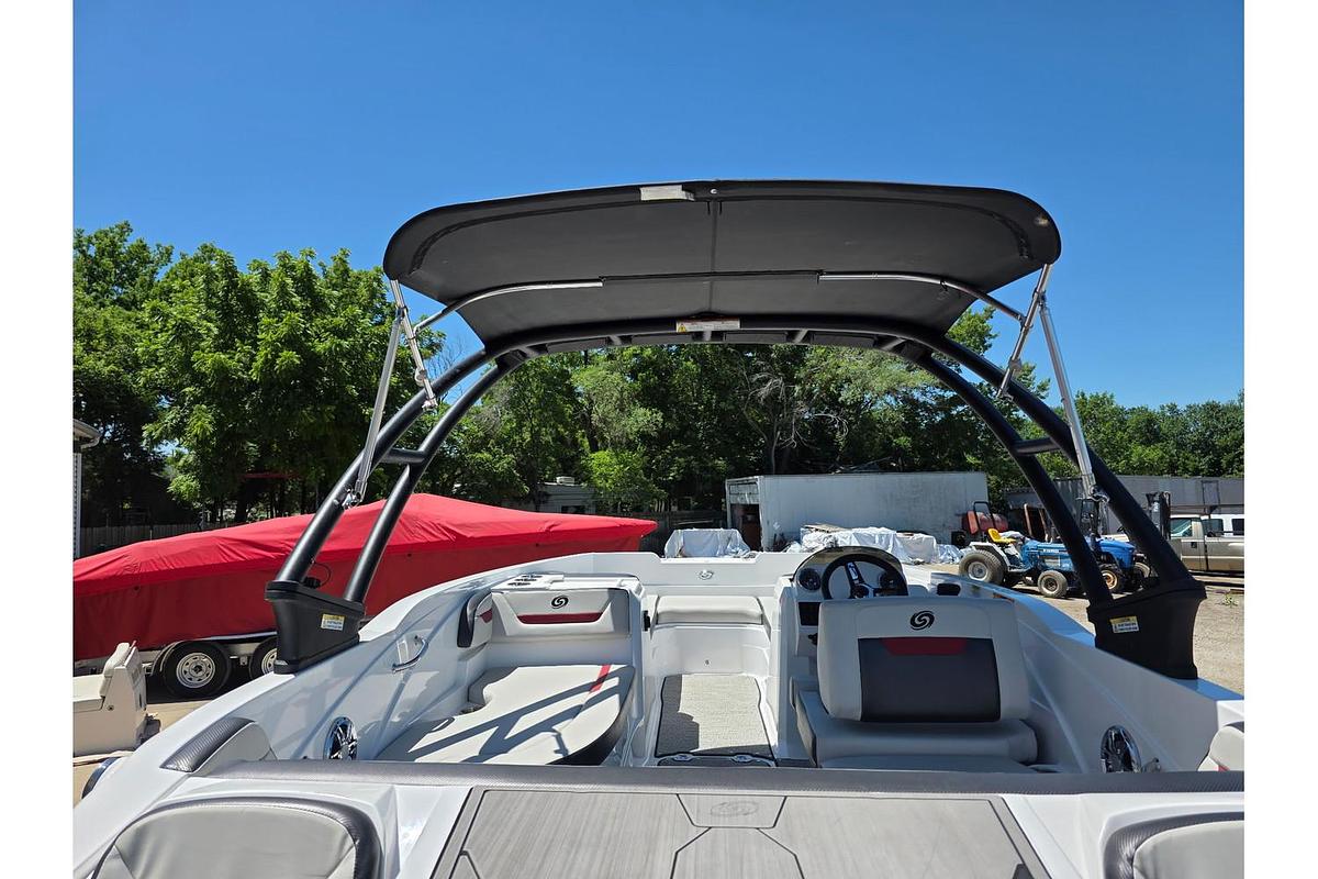 Used 2023 Hurricane SS 205