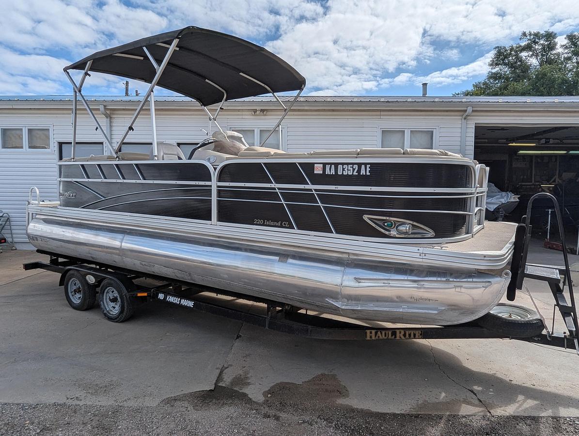 Used 2013 Silverwave 220 Island CL