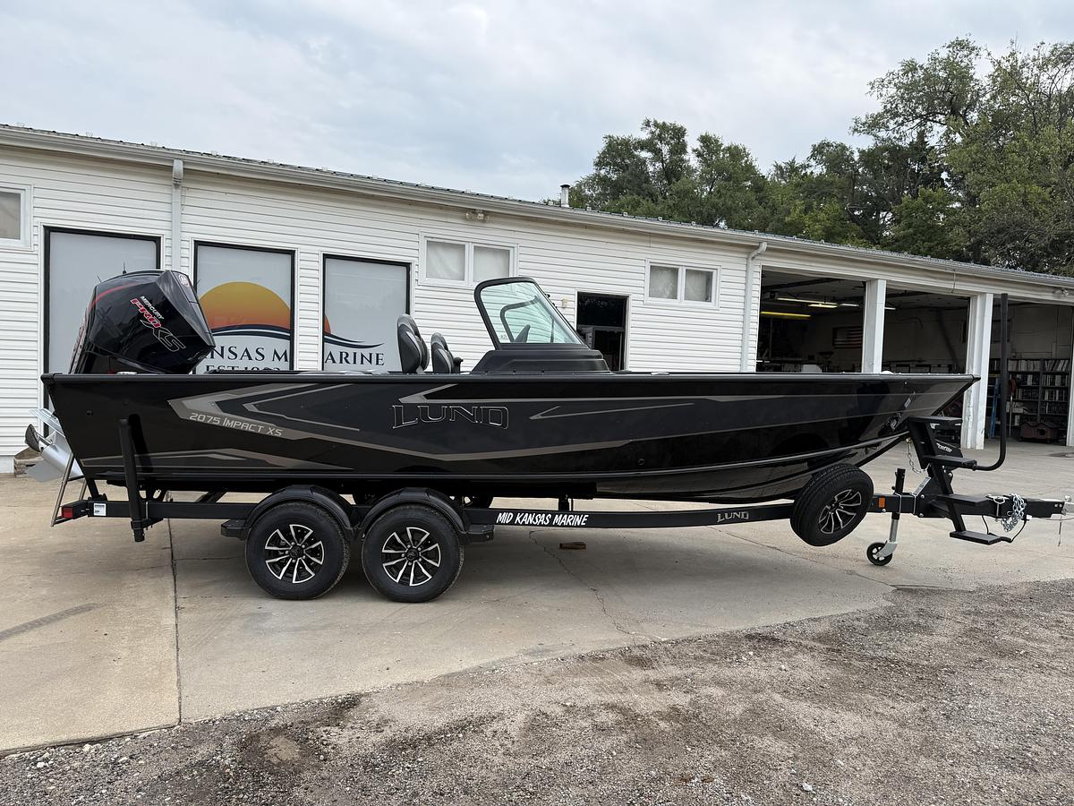 2027 Lund 2075 Impact XS Sport