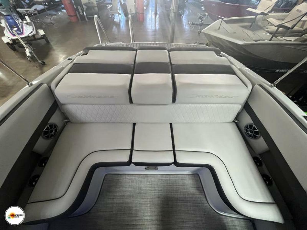 2024 Crownline 220 SS BELOW DEALER INVOICE
