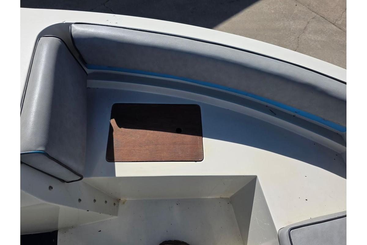 Used 1987 Wellcraft 180 Classic