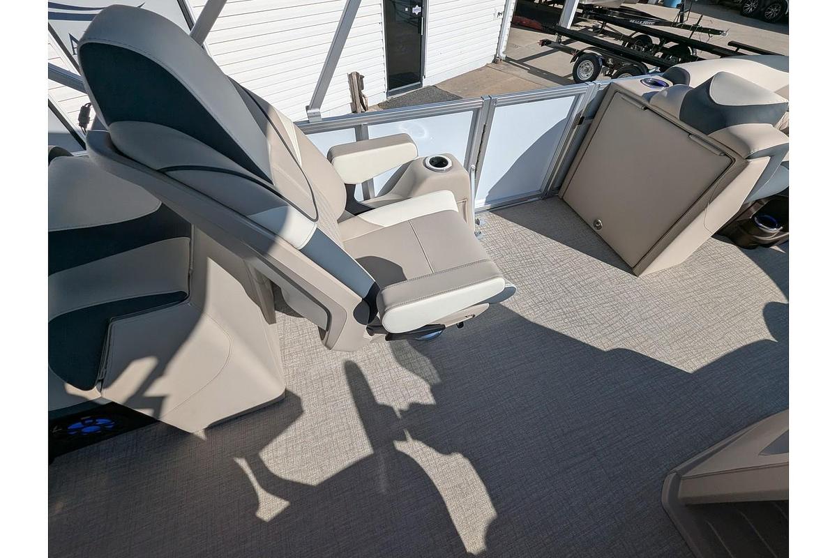 2026 Avalon 2185 LSZ Quad Lounger Tritoon