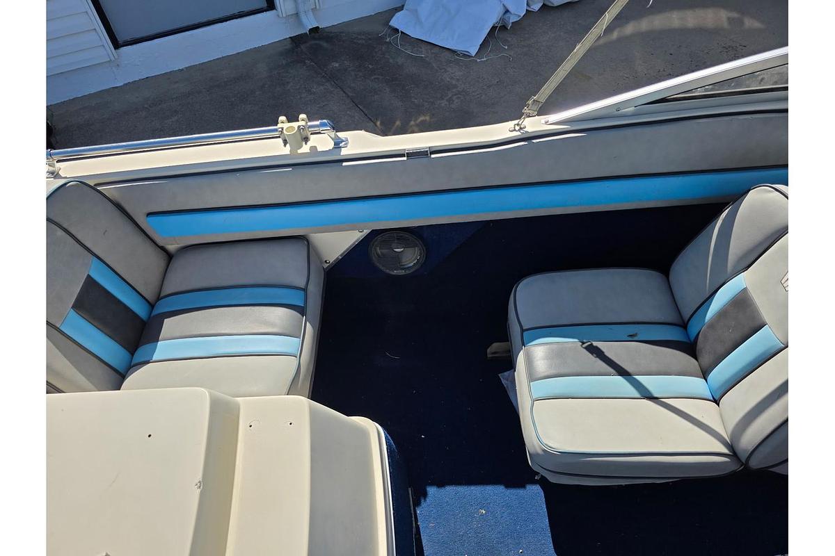 Used 1987 Wellcraft 180 Classic