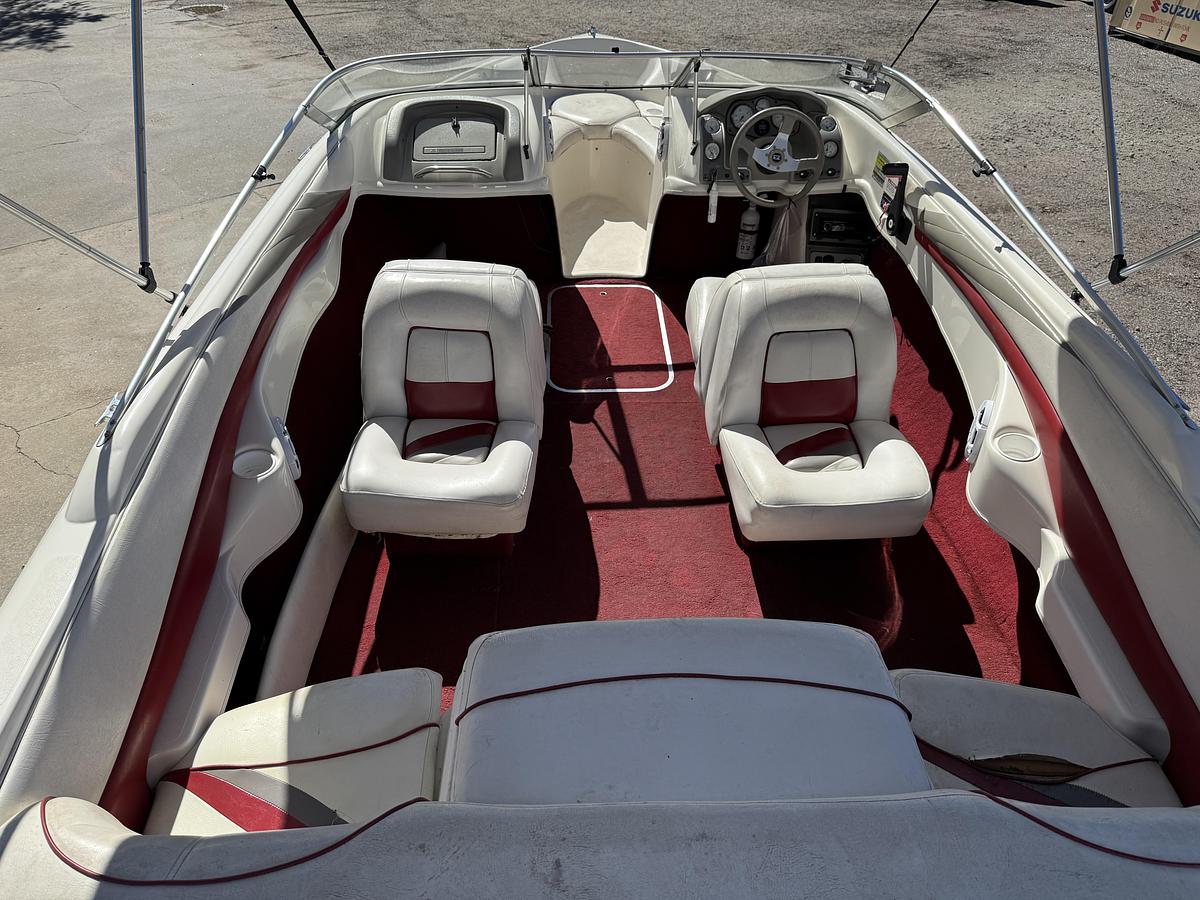 Used 1998 Larson SEi 206