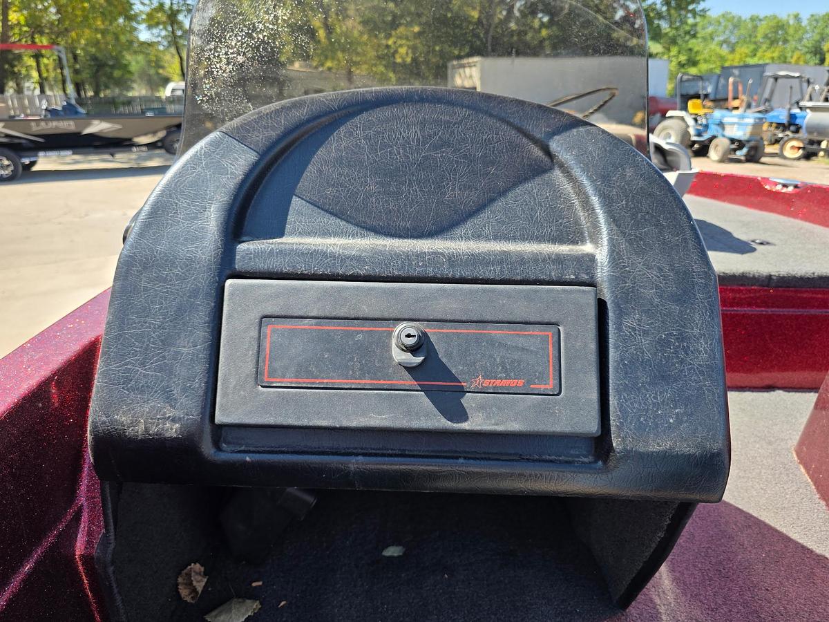 Used 1996 Stratos 268 DC